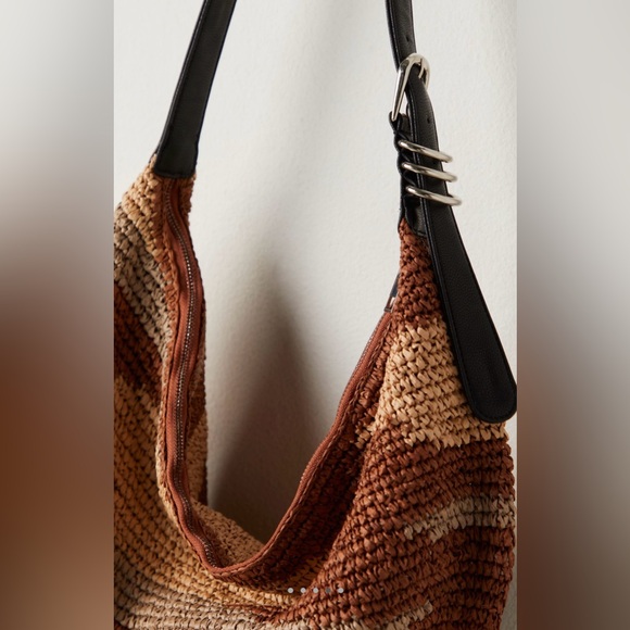 NWT Free People Santorini Straw Tote Bag w/ Leather Adjustable Strap 17x15 New - Picture 4 of 9